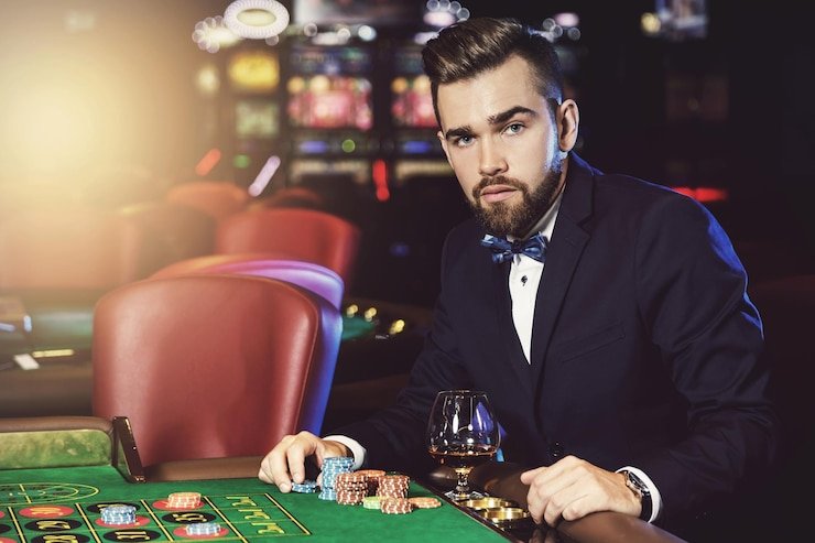 Mobile app interface for live dealer tables on data makau